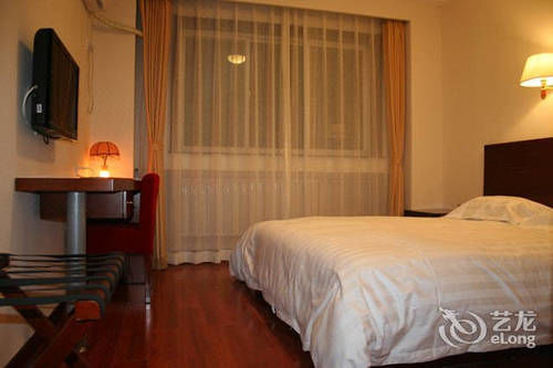 Tianjin Jingjin Hotel Buitenkant foto
