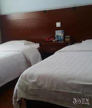 Tianjin Jingjin Hotel Buitenkant foto