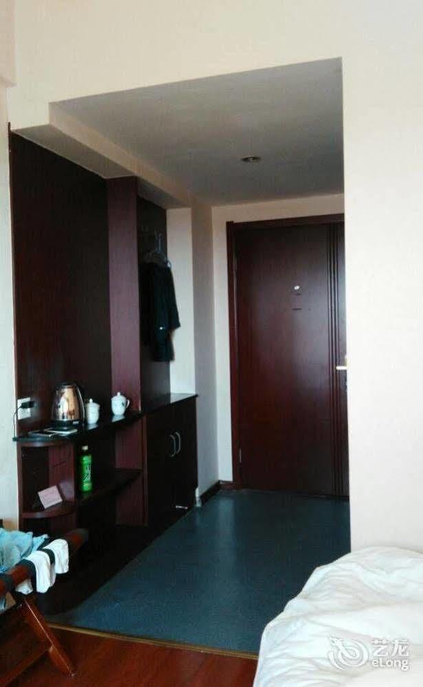 Tianjin Jingjin Hotel Buitenkant foto